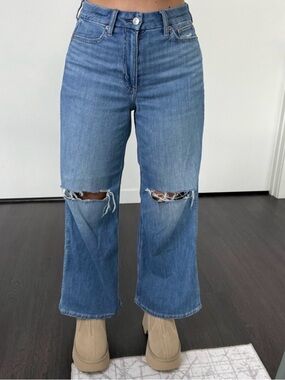 American Eagle Outfitters High-Rise Distressed Blue Jeans